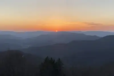 Image de Open for Blues & Brews! Shuttle to festival, hike, bike, sunsets, hot tub