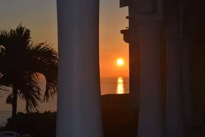 Image de Villa with panoramic views, pool, ground floor, 4 bed/bathrooms