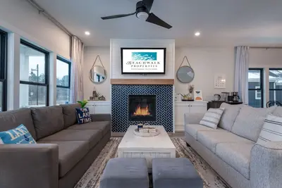 Image de 6 Bdrm w/Swimming Pool, Fire Pit, Clubhouse & More