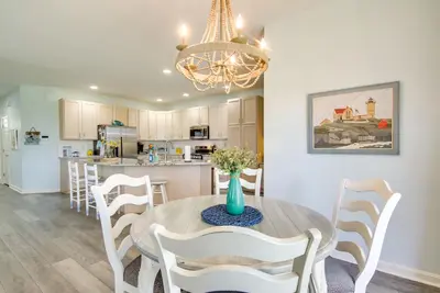 Image de 2 Mi to Beach: Ocean View Oasis w/ Resort Access!