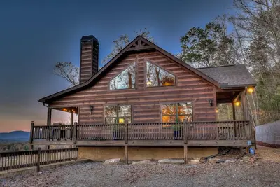 Image de Mystic Mountain Lodge - Mountain View | Hot Tub | Pool table | Ping Pong