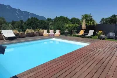 Image de Superbe villa piscine chauffée spa sauna clim
