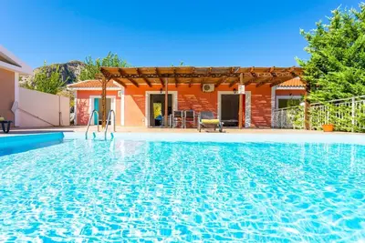 Villa Cherry - Trois Chambres Villa, Couchages 7