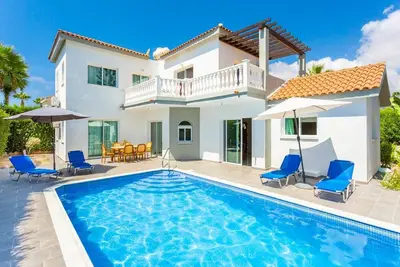 Image de Villa Zenon - Trois Chambres Villa, Couchages 6