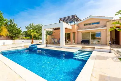 Image de Villa Thalassa - Trois Chambres Villa, Couchages 6