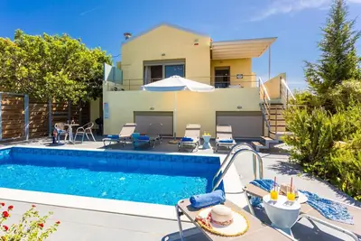 Image de Villa Arda - Trois Chambres Villa, Couchages 7