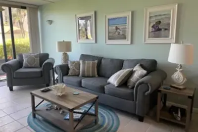 Image de Beach Condo