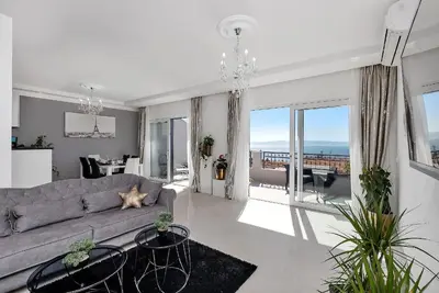 Image de Appartement de vacances Makarska pour 1 - 5 personnes avec 2 chambres à coucher - Logement de vacanc