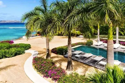Image de Villa Palm Beach | Beach Front - Located in Magnificent Lorient Beach with Private Pool