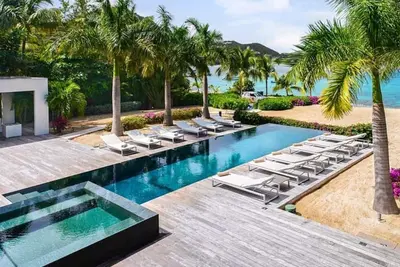 Image de Villa Palm Beach | Beach Front - Located in Tropical Lorient Beach with Private Pool
