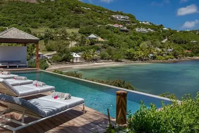 Image de Villa Javacanou | Beach Front - Located in  Beautiful Marigot with Private Pool