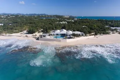 Image de Villa Ecume Des Jours | Beach Front - Located in Fabulous Plum Bay with Private Pool