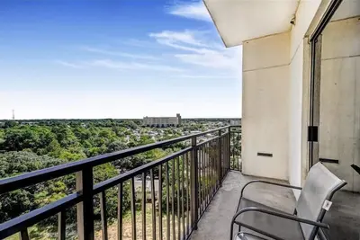 Image de 🏝️Across from Beach-Fitness Center-Studio-Origin at Seahaven 825🏝️