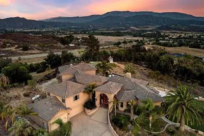 Image de Sangiovese By AvantStay | Spectacular Estate w\/ Pool, Hot Tub & Putting Green