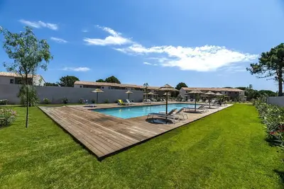 Image de Villa cosy Ă Cala Rossa, Ă 700m de la plage!