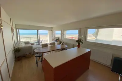 Image de Vue mer magnifique T4 traversant - refait à neuf - Le Touquet Paris Plage