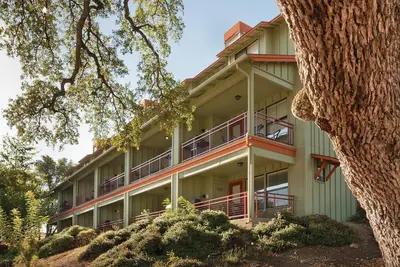 Image de A True Treasure Resort in Gold Rush Country!