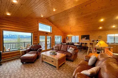 Image de Elk Lake Lodge - Henry's Lake View - 20 miles from West Yellowstone!