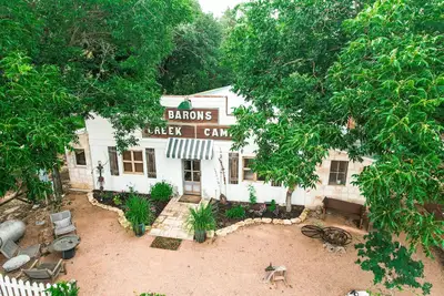 Image de Glamping In Fredericksburg, Texas