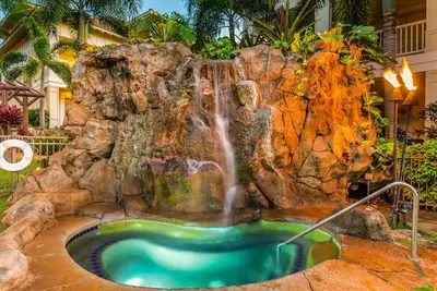 Poipu Kai B300: Beautiful Oceanview Penthouse w\/Ac, Shared Pool, Spa & Sunsets