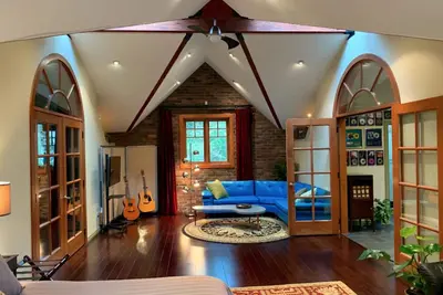 Image de Luxury Rock & Roll Retreat