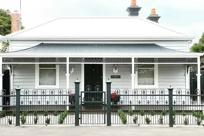 Image de Saint Brides - Superior Boutique Accomodation - Steps to Pakington Street