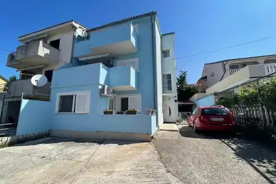 Image de Appartement de vacances Jadranovo pour 1 - 5 personnes avec 2 chambres à coucher - Appartement de va