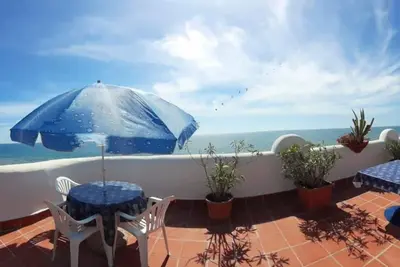 Image de Studio, vue latérale sur la mer, rez-de-chaussée (Gelsomino)