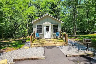 Image de Family Retreat Tiny House - 670+ acres private property on Lake Guntersville!