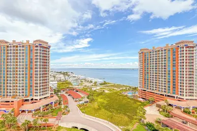 Image de P1-1404 3b Elite Condo @ Portofino Sleeps 10 / Summer Deals!