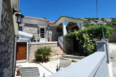 Image de Maison de vacances avec parking Milovac, Paklenica (K-15168)