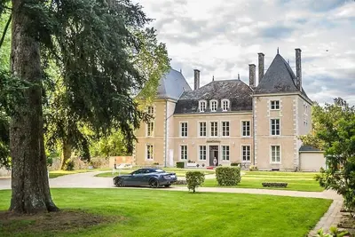 Image de Chateau rental in France for 48 people