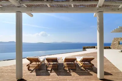 Image de Luxurious Mykonos Villa | 7 Bedrooms | Villa Melianthe | Private Infinity Pool & Astounding Sunset Sea Views | Agios Ioannis