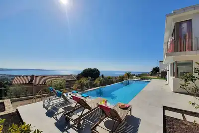 Image de Vue mer époustouflante - Maison californienne