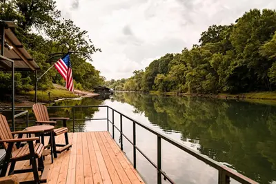 Image de Little Red River Cabin for a perfect fishing getaway for the whole family!