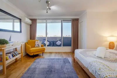 Image de Fremantle Sunset Studio