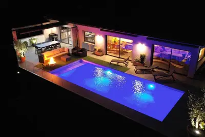 Image de Villa vue mer, 2 suites conforts, terrasse, piscine, plancha