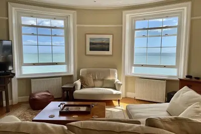 Image de Delightful apartment with sea views on the Seafront of Deal