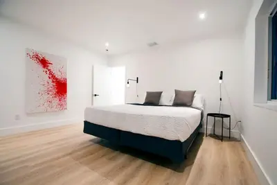 Image de Chic apartment beside canal and near beach