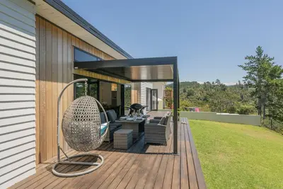 Image de Treetop Bach - Whangamata Holiday Home
