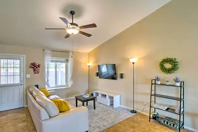 Image de Gilbert Gem w\/ Patio - Near Golf & Entertainment