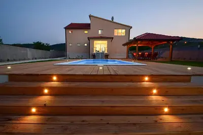 Image de Villa Julija (V6911-K1) - Grabovci