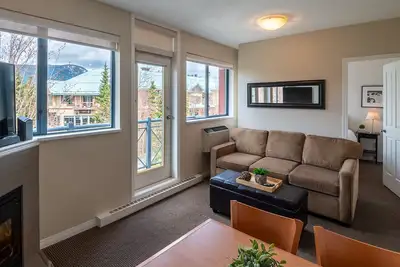 Image de Alpenglow Lodge Fika One Bedroom by Mva