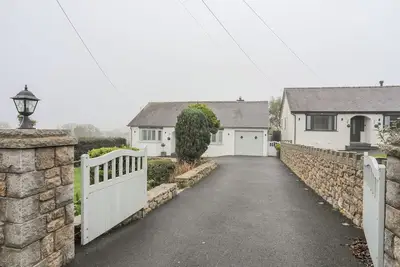 Image de Tyddyn Glas, family friendly, country holiday cottage in Benllech