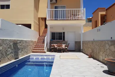 Image de Appartement avec piscine près de la plage