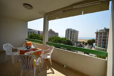 Image de Appartement de vacances avec climatisation et balcon