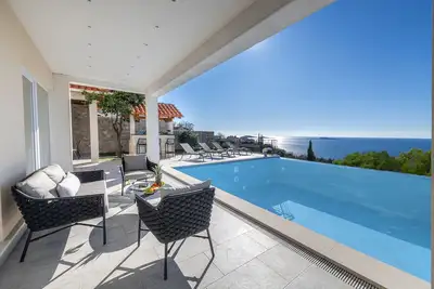 Image de Luxury Villa Vesna with pool, jacuzzi, sauna and gym