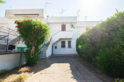 Image de Maison de vacances Lido delle Nazioni pour 1 - 4 personnes avec 1 chambre à coucher - Maison mitoyen