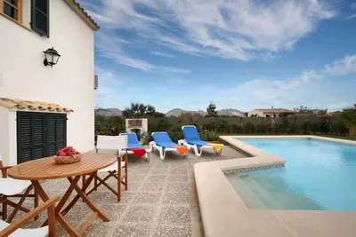 Image de Maison de campagne \"Picarol Petit\" avec piscine, Wi-Fi, terrasse et jardin