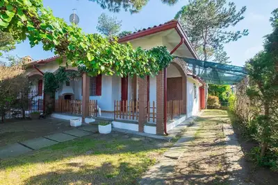Image de Maison de vacances Lido delle Nazioni pour 1 - 6 personnes avec 3 chambres à coucher - Maison mitoye